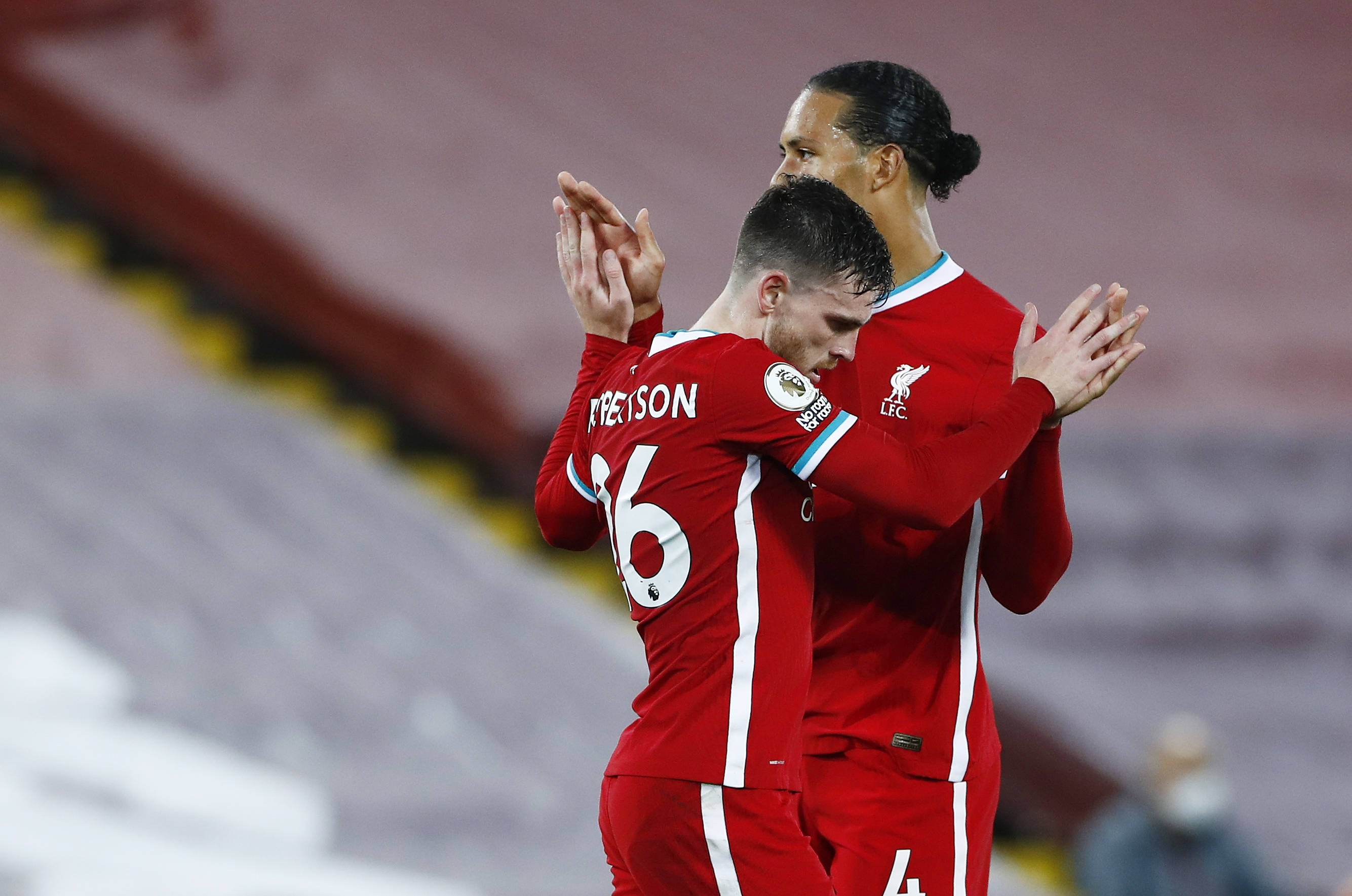 隊面臨著嚴 隊面臨著嚴